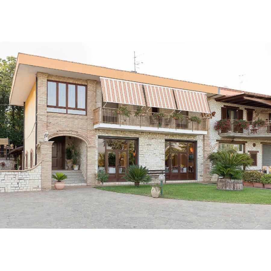 Bed and Breakfast il castagneto Campagna Esterno foto