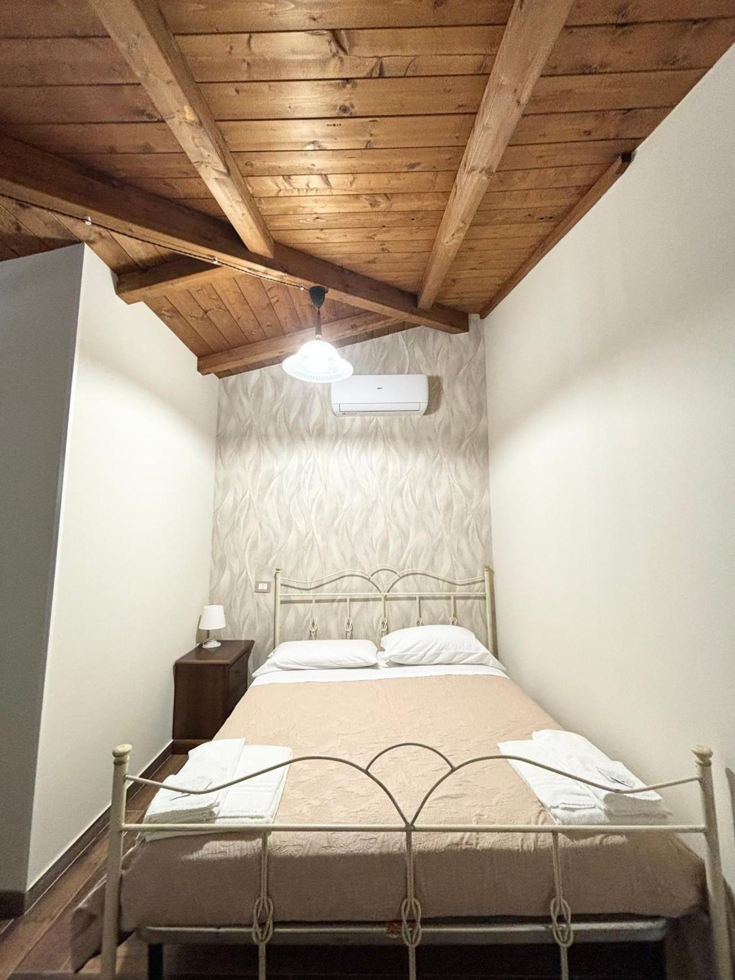 Bed and Breakfast il castagneto Campagna Esterno foto